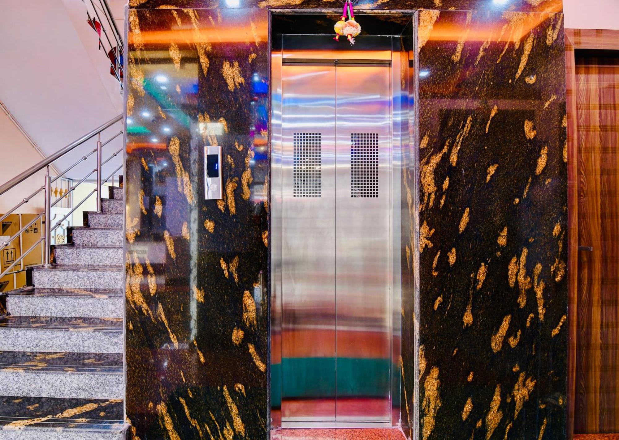 Hotel Kanan Inn Kolkata Eksteriør bilde